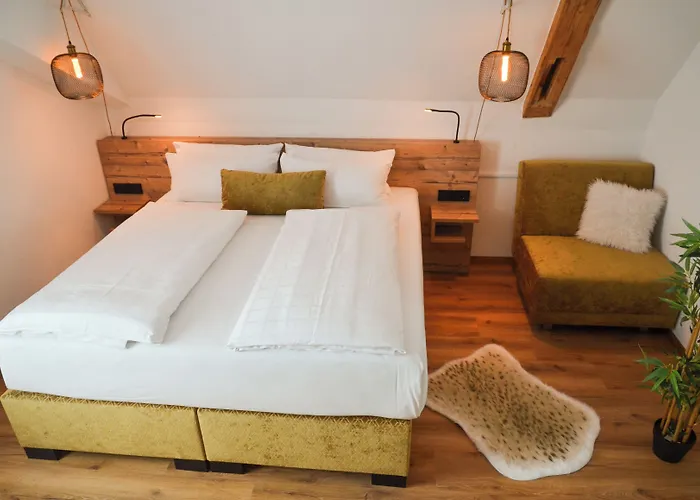 Zum Ritter - A Cozy Historical Landmark Casa de hóspedes Ulm